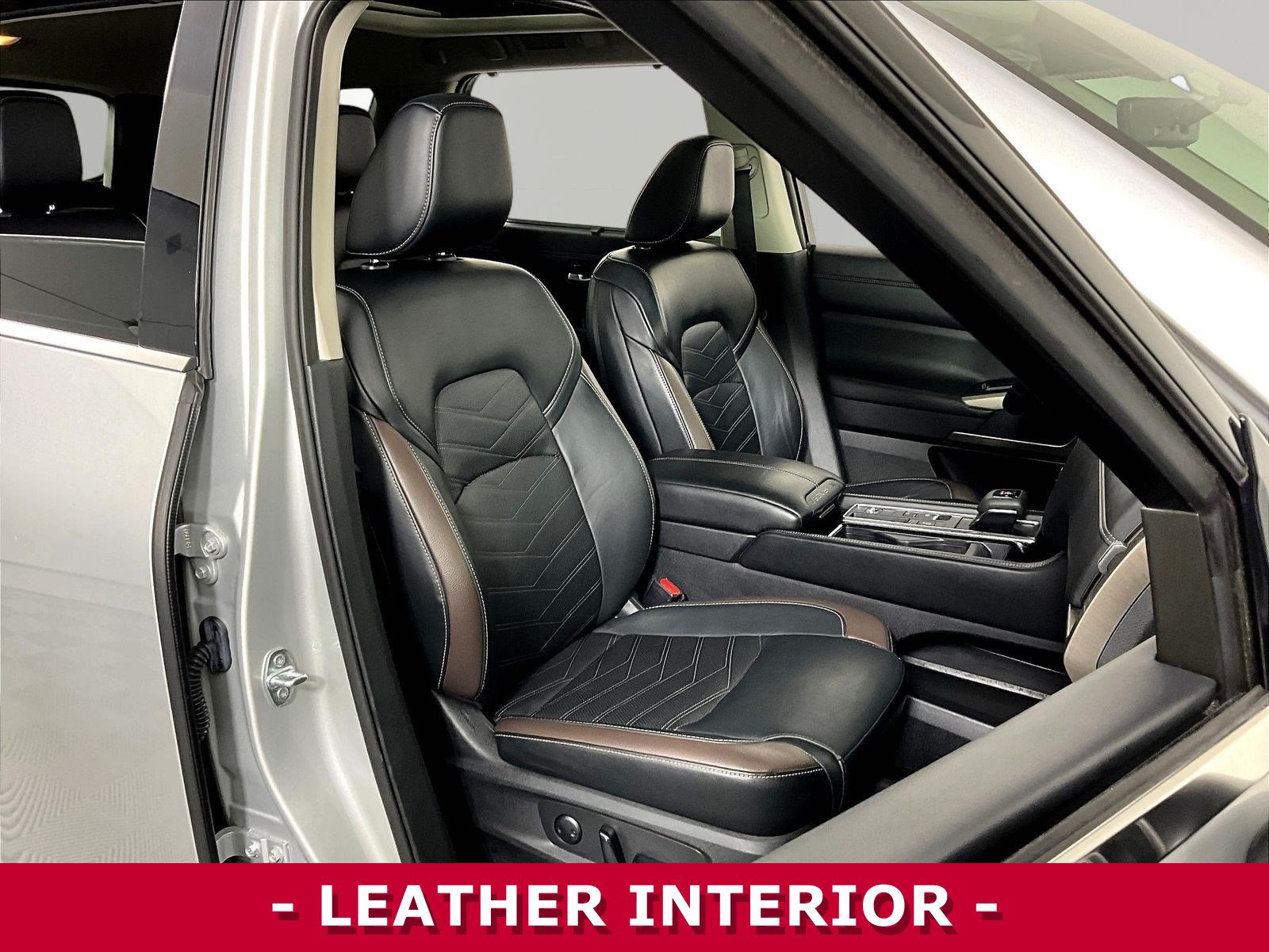 Certified 2023 Nissan Pathfinder Platinum FWD image 30