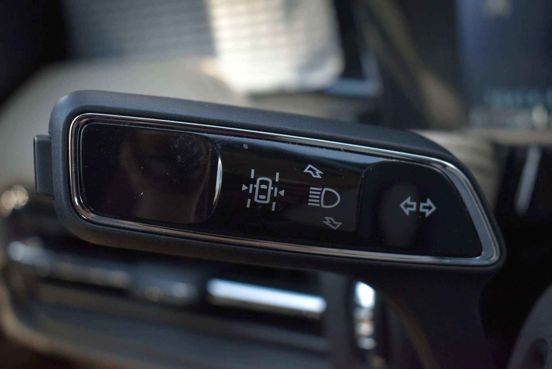 Used 2023 Lincoln Corsair AWD w/ Equipment Group 101A image 23