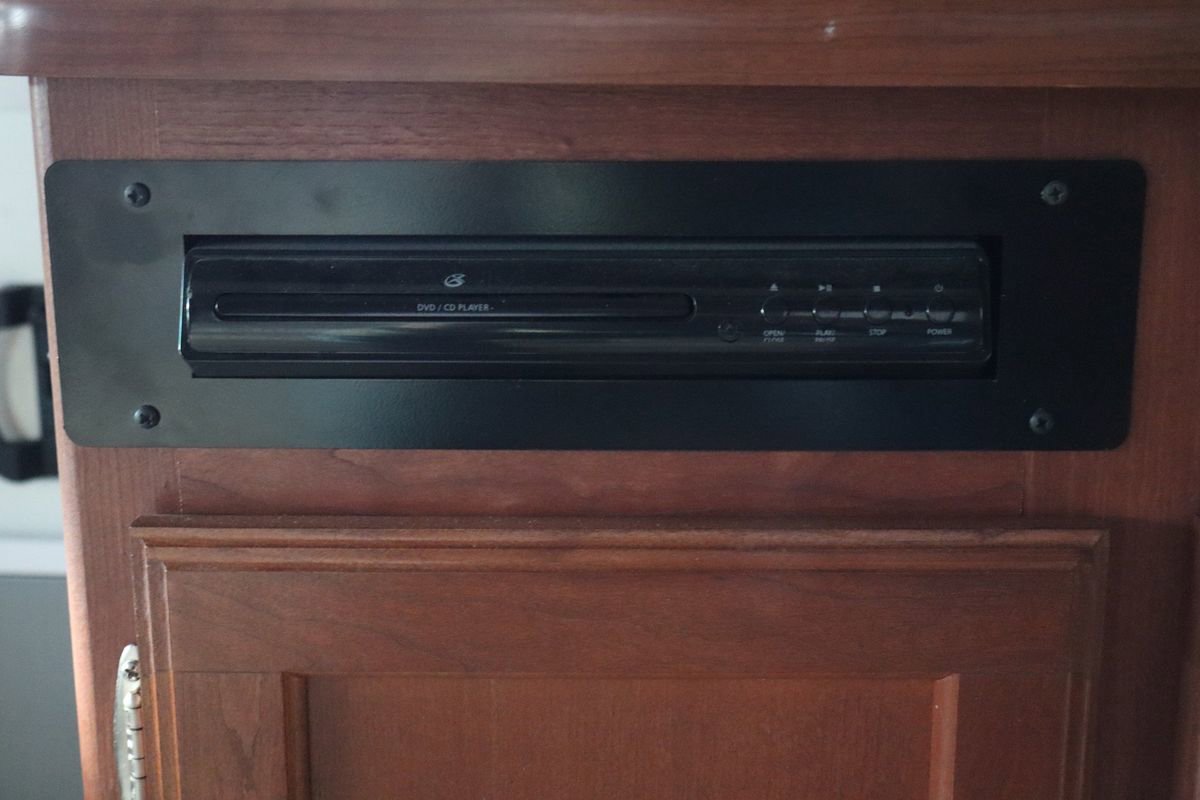 Used 2015 Ford E-450 and Econoline 450 Super Duty w/ Motorhome Prep Package image 61