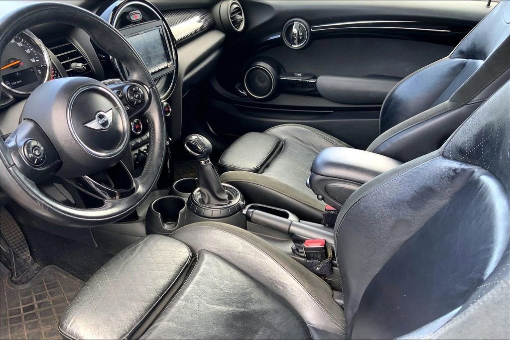 Used 2015 MINI Cooper S image 16