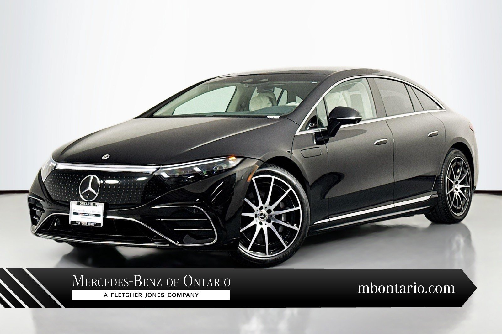 Used 2023 Mercedes-Benz EQS 580 4MATIC Sedan image 1