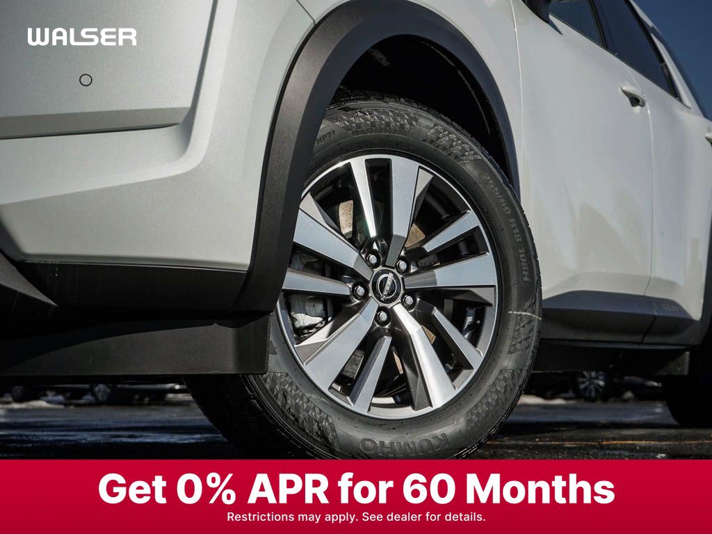 New 2025 Nissan Pathfinder SL image 6