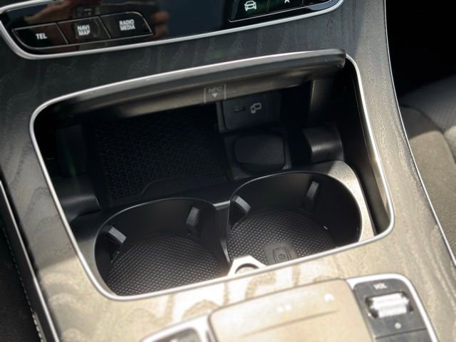 Used 2022 Mercedes-Benz E 53 AMG 4MATIC Sedan image 44