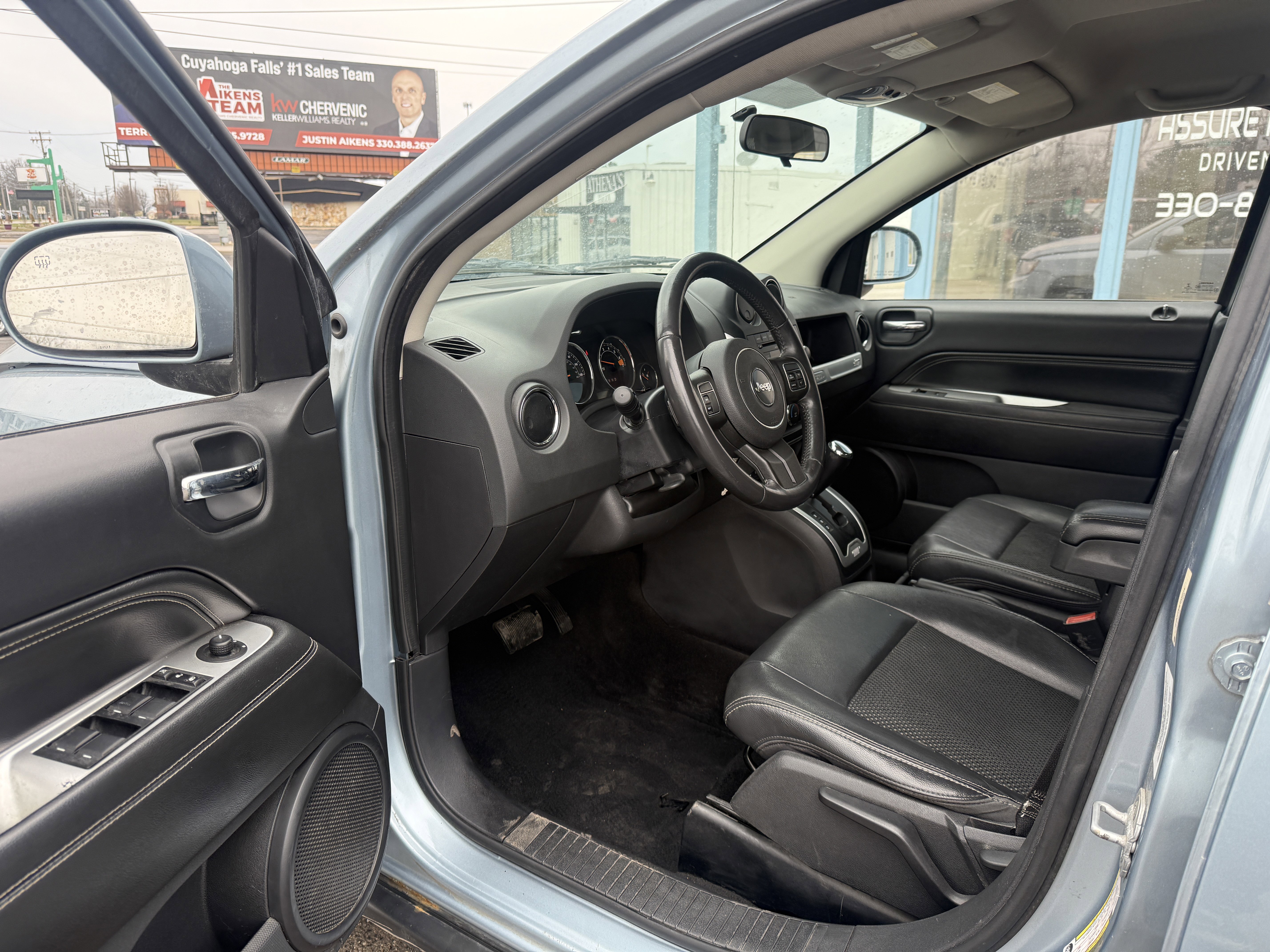 Used 2014 Jeep Compass Latitude image 6