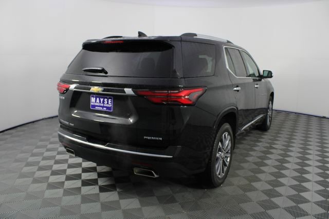 Used 2023 Chevrolet Traverse Premier image 32