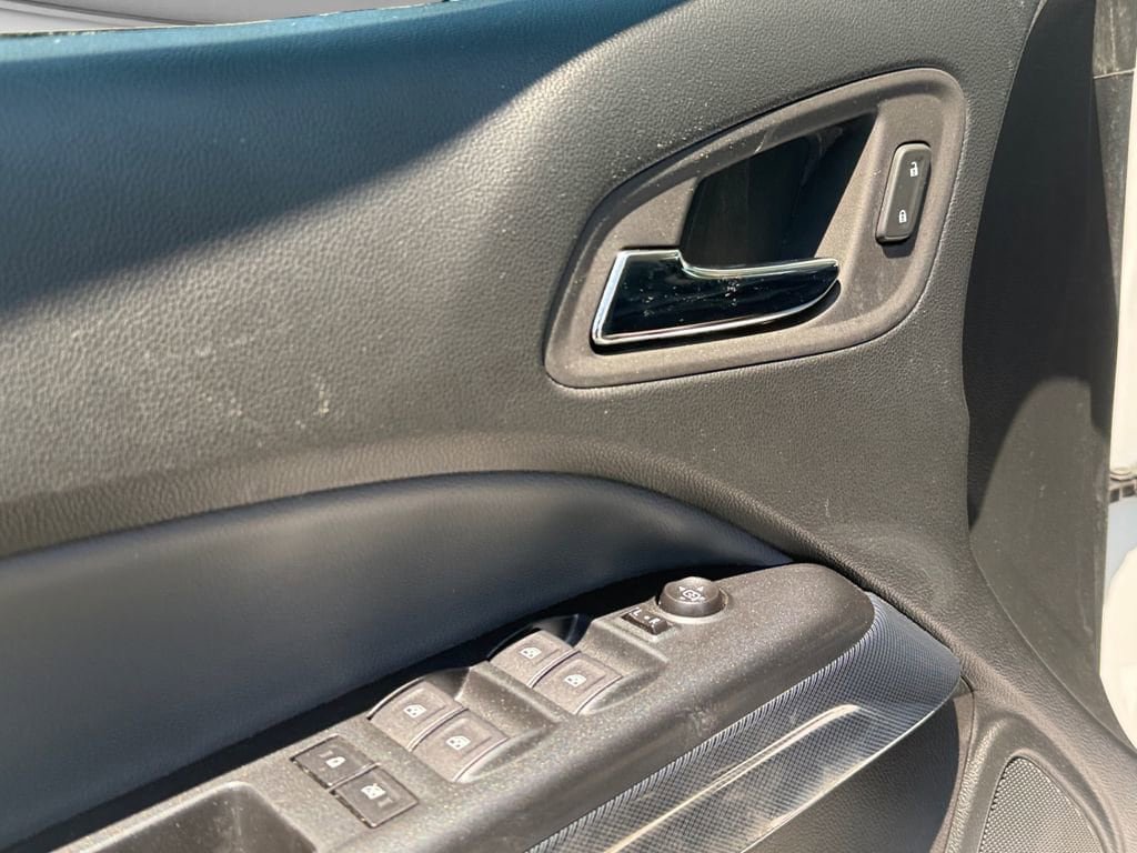 Used 2022 Chevrolet Colorado Z71 AWD/4WD image 11
