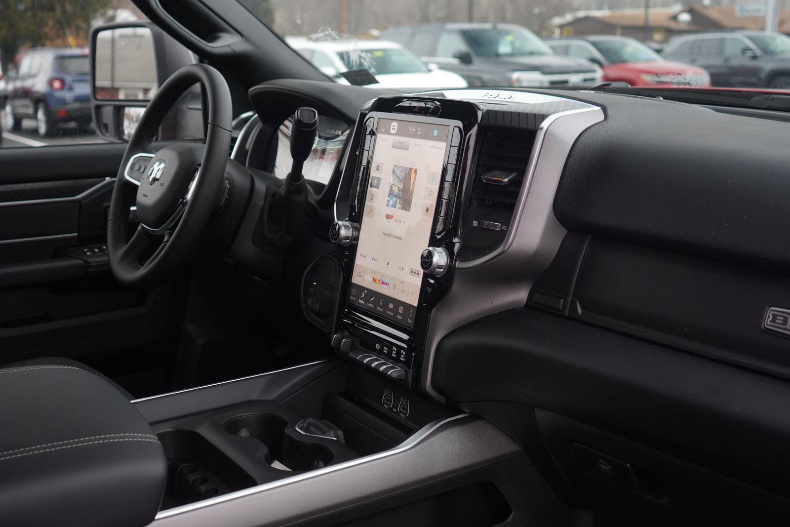 New 2026 RAM 2500 Big Horn AWD/4WD image 27