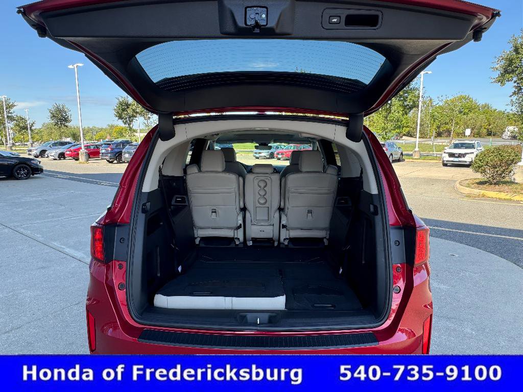 Certified 2026 Honda Odyssey EX-L image 8