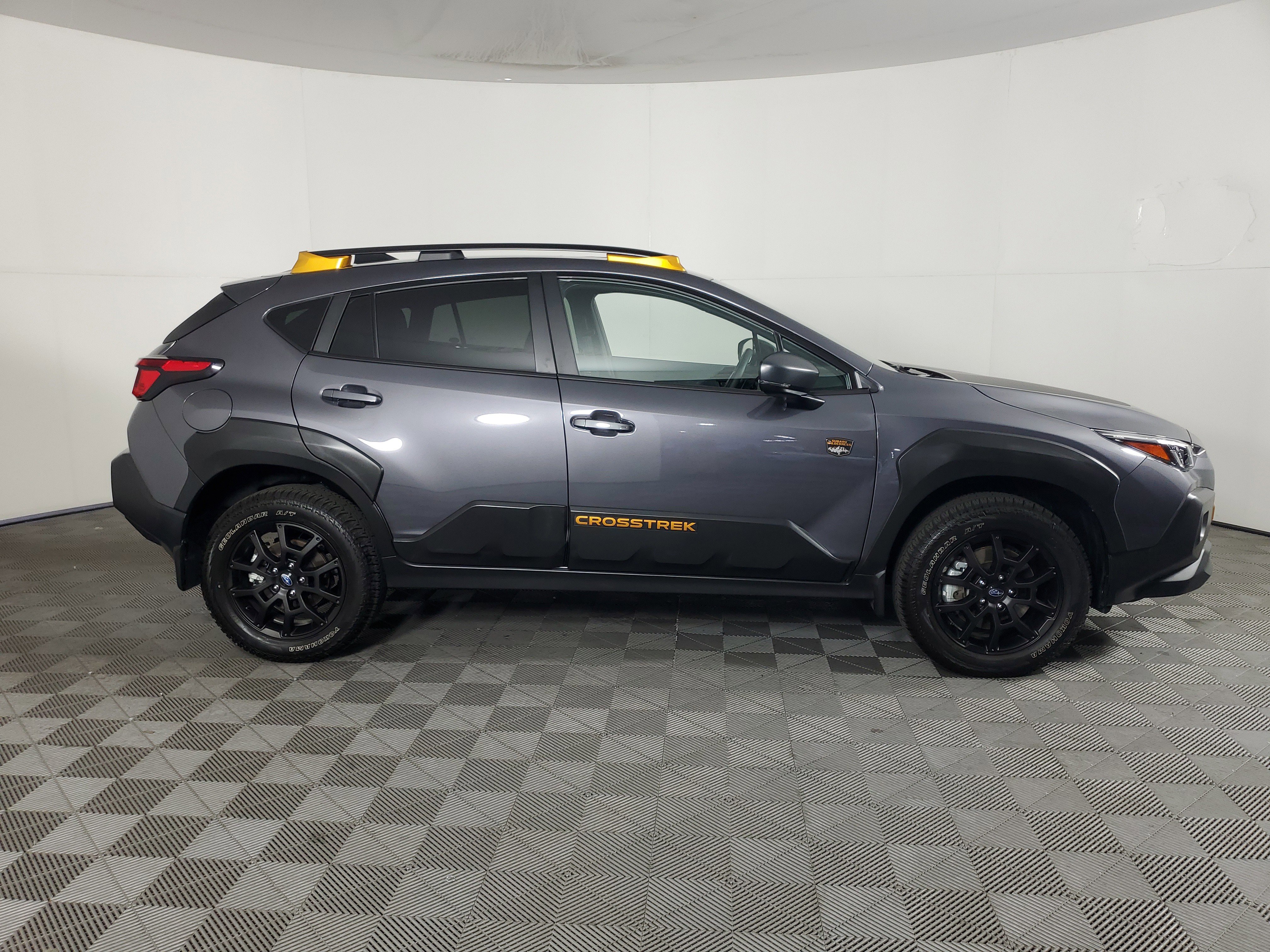 Used 2025 Subaru Crosstrek 2.5i Wilderness w/ Wilderness Package image 3