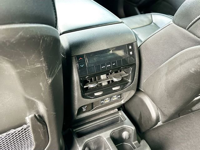 Used 2024 Jeep Grand Cherokee L Limited w/ Luxury Tech Group II image 26