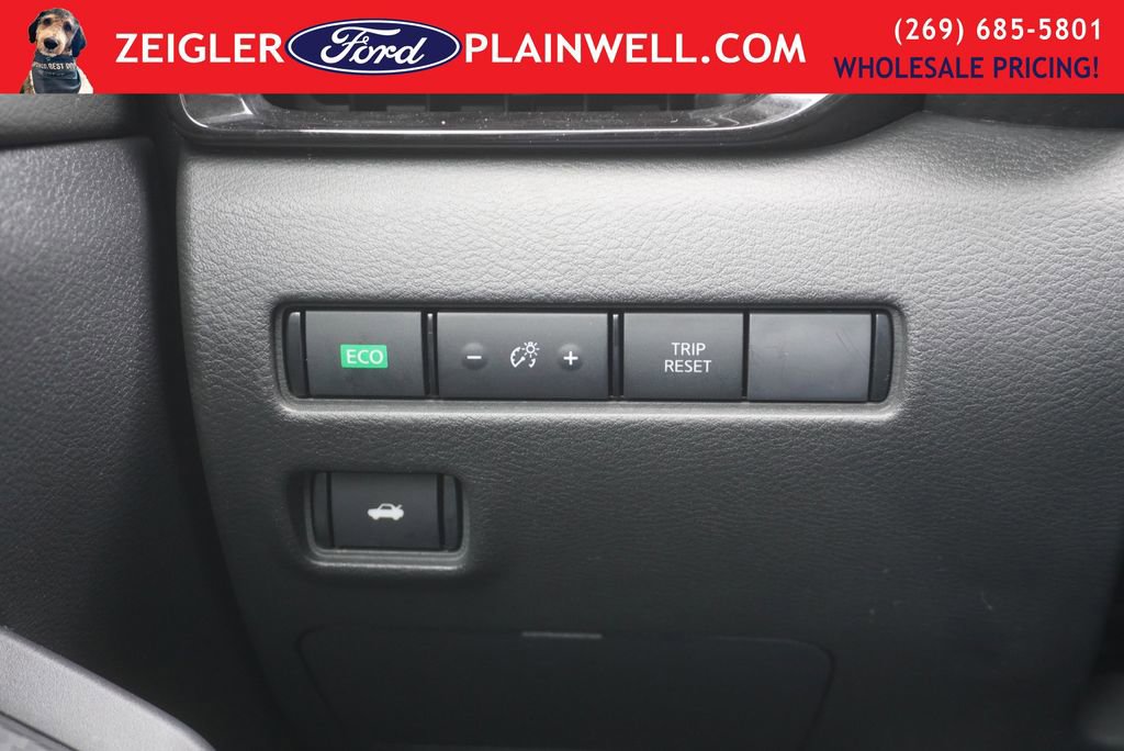 Used 2020 Nissan Sentra SV image 27
