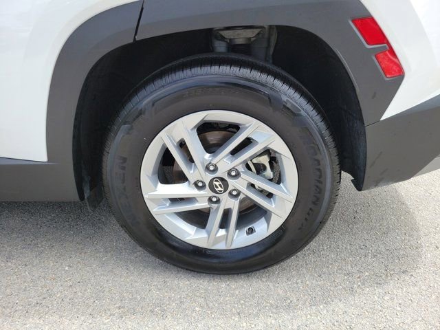 Certified 2026 Hyundai Tucson SE FWD image 5