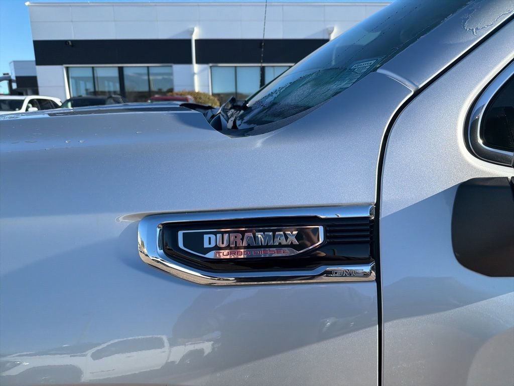 Used 2022 GMC Sierra 1500 SLT w/ X31 Off-Road Package image 10