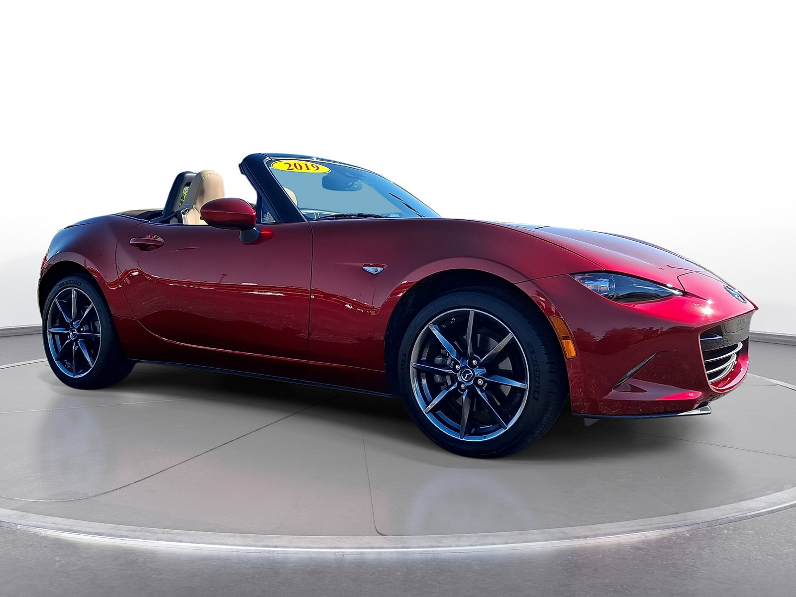 Used 2019 MAZDA MX-5 Miata Grand Touring w/ GT-S Package RWD image 1
