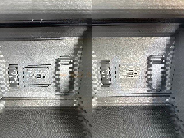 New 2025 Nissan Sentra SV w/ SV Premium Package image 30