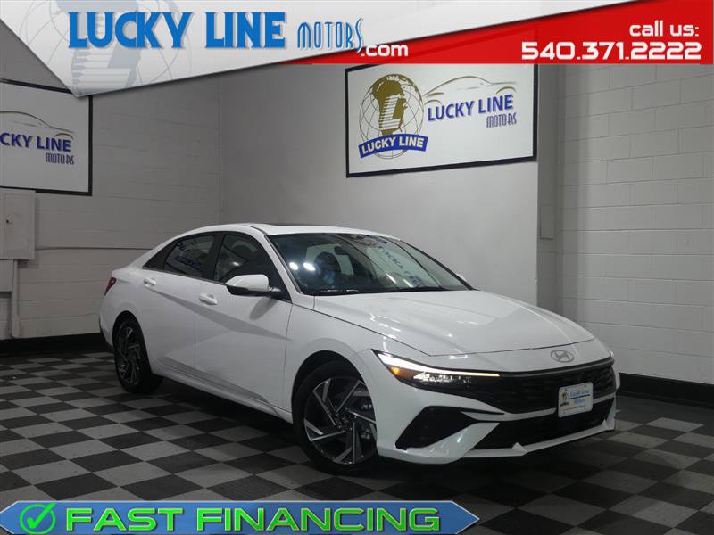 Used 2025 Hyundai Elantra Limited FWD image 1