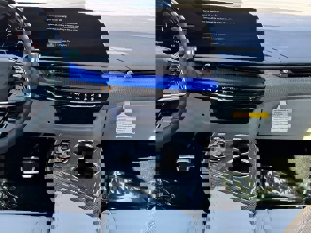 New 2025 Cadillac Optiq Sport 1 w/ LPO, ONYX Package image 27