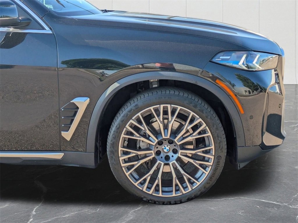 Used 2024 BMW X5 xDrive40i w/ Premium Package image 12