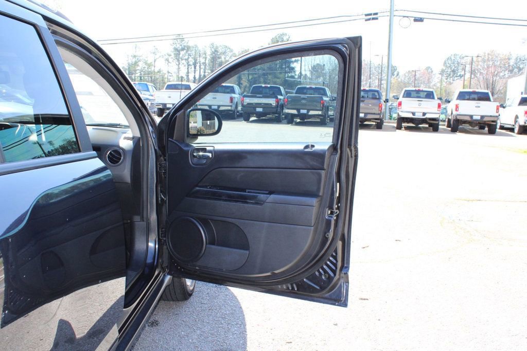 Used 2016 Jeep Compass Sport w/ Power Value Group image 28