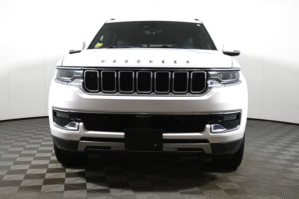 Used 2022 Jeep Wagoneer Series III w/ Premium Group I AWD/4WD image 10