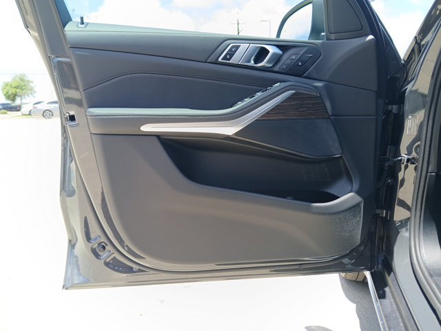 New 2026 BMW X5 sDrive40i w/ Climate Comfort Package RWD image 19
