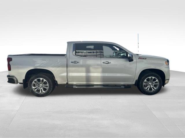 Used 2024 Chevrolet Silverado 1500 LTZ AWD/4WD image 6