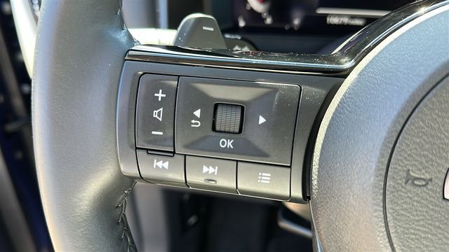 Certified 2023 Nissan Rogue Platinum AWD/4WD image 13