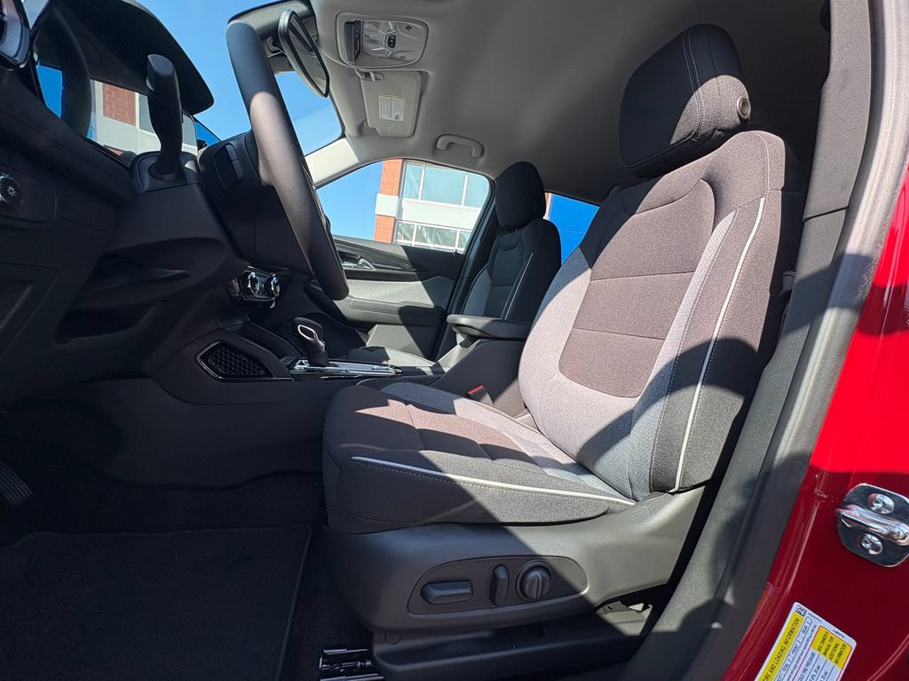 New 2026 Chevrolet TrailBlazer LT w/ Convenience Package FWD image 11