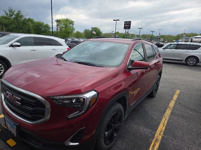 Used 2021 GMC Terrain SLE w/ Driver Convenience Package AWD/4WD image 1