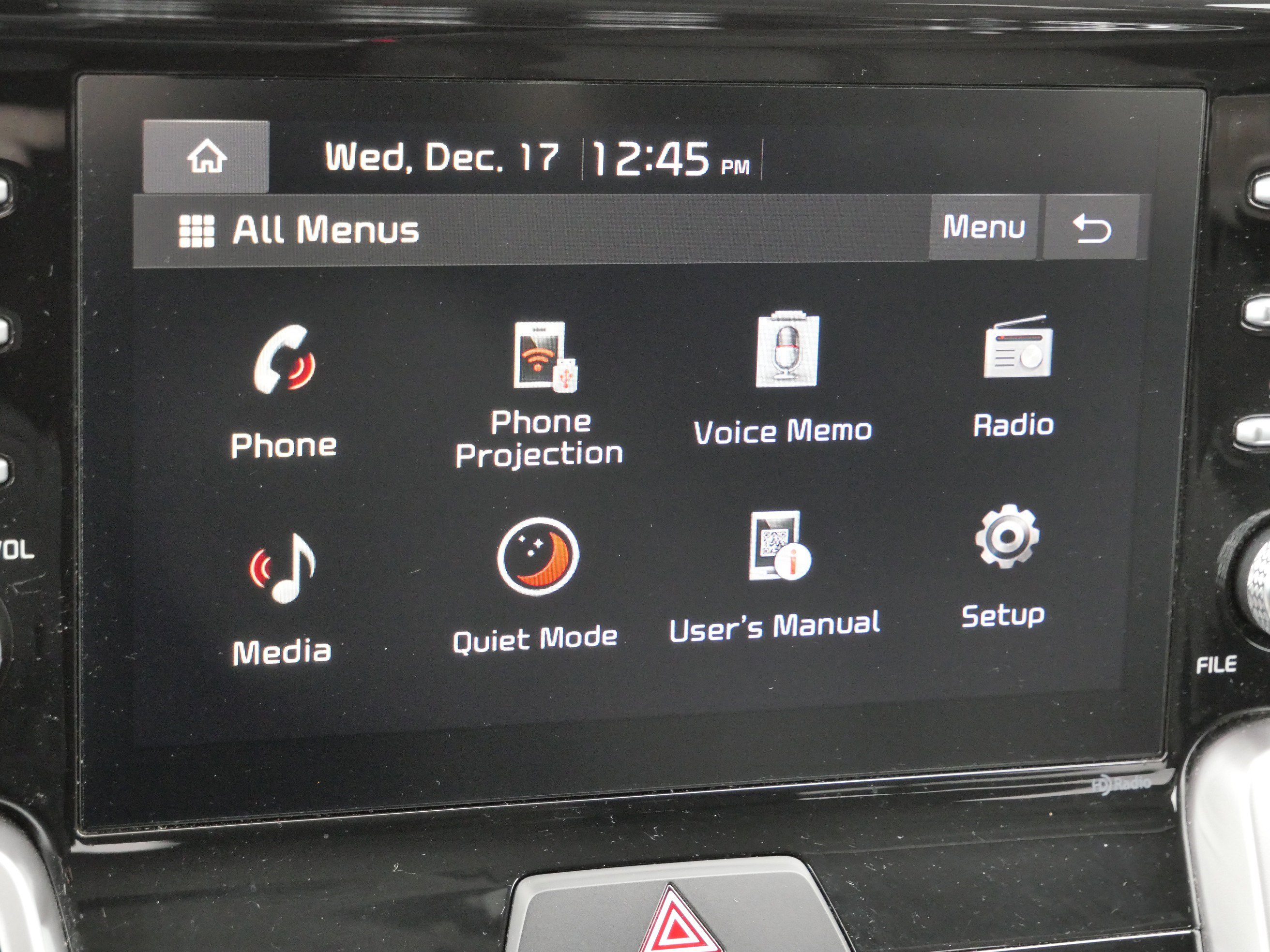 Used 2023 Kia Sorento LX image 29