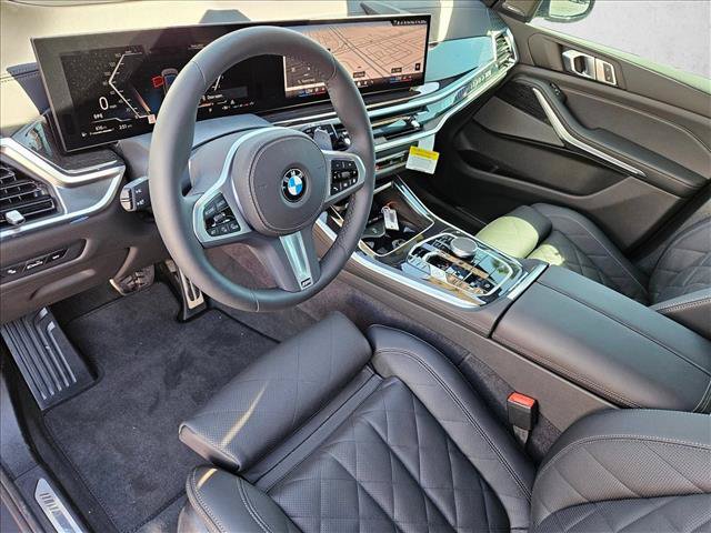 New 2026 BMW X5 xDrive40i w/ M Sport Package AWD/4WD image 3