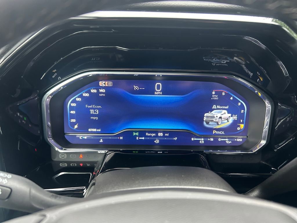 Used 2025 Chevrolet Silverado 3500 LT image 16