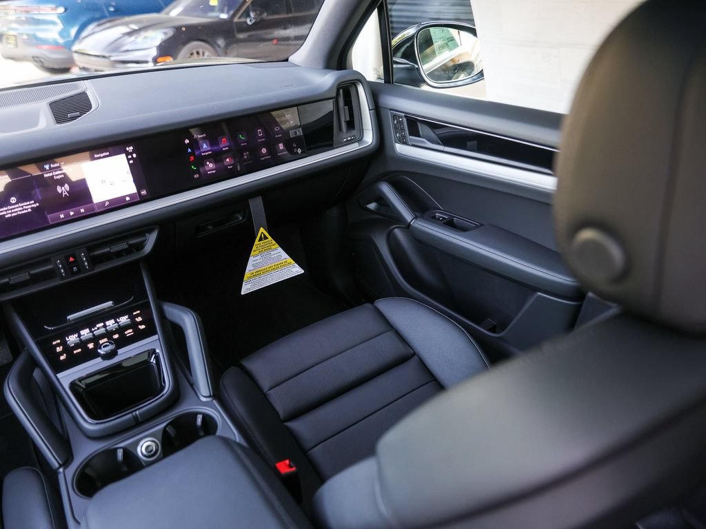 New 2026 Porsche Cayenne AWD/4WD image 35