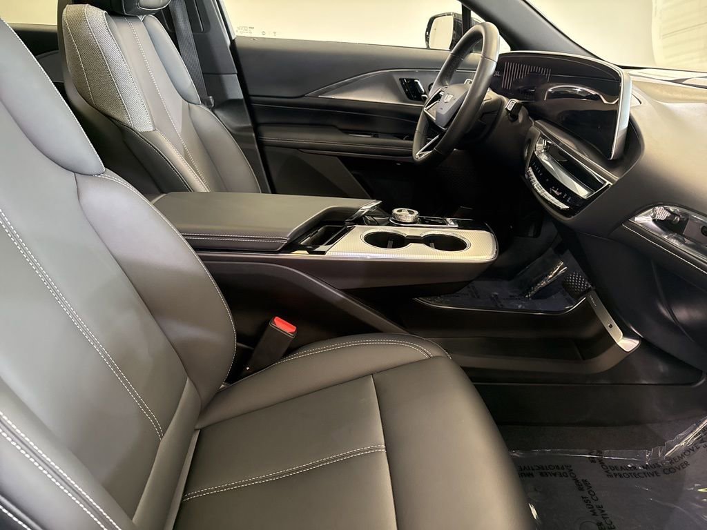 Certified 2024 Cadillac Lyriq Tech AWD/4WD image 12