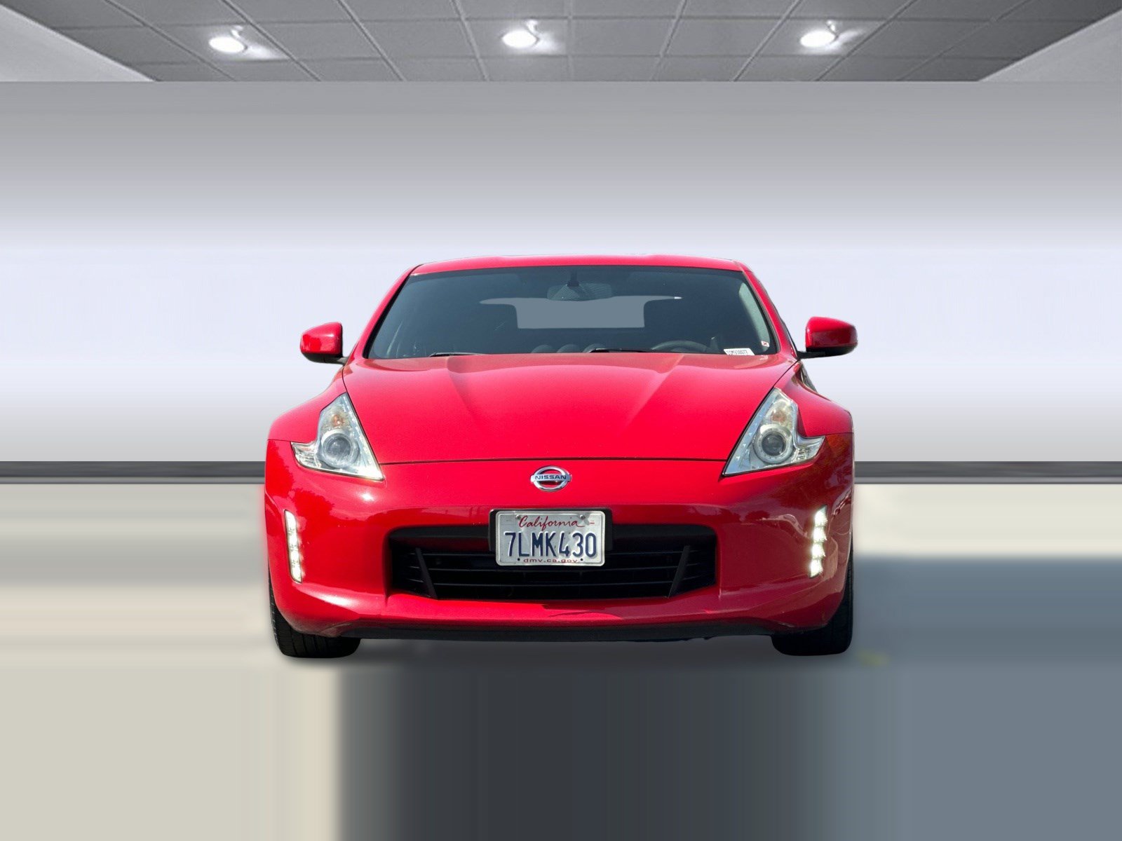 Used 2016 Nissan 370Z Coupe RWD image 6
