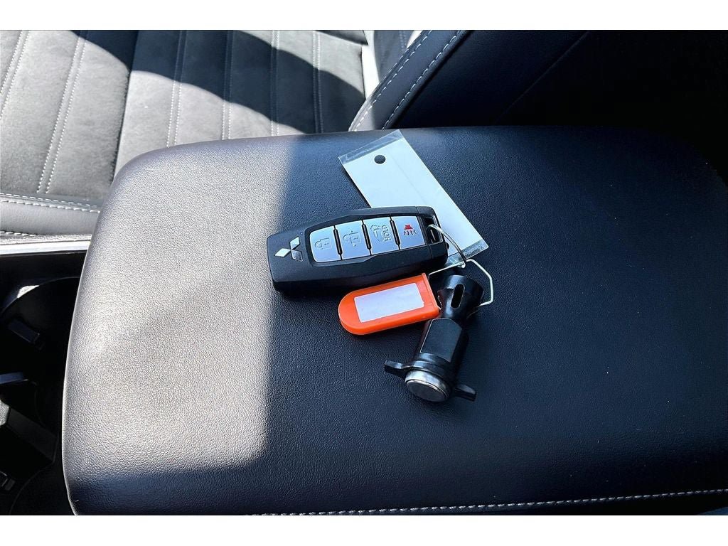 Used 2024 Mitsubishi Outlander Ralliart AWD/4WD image 11