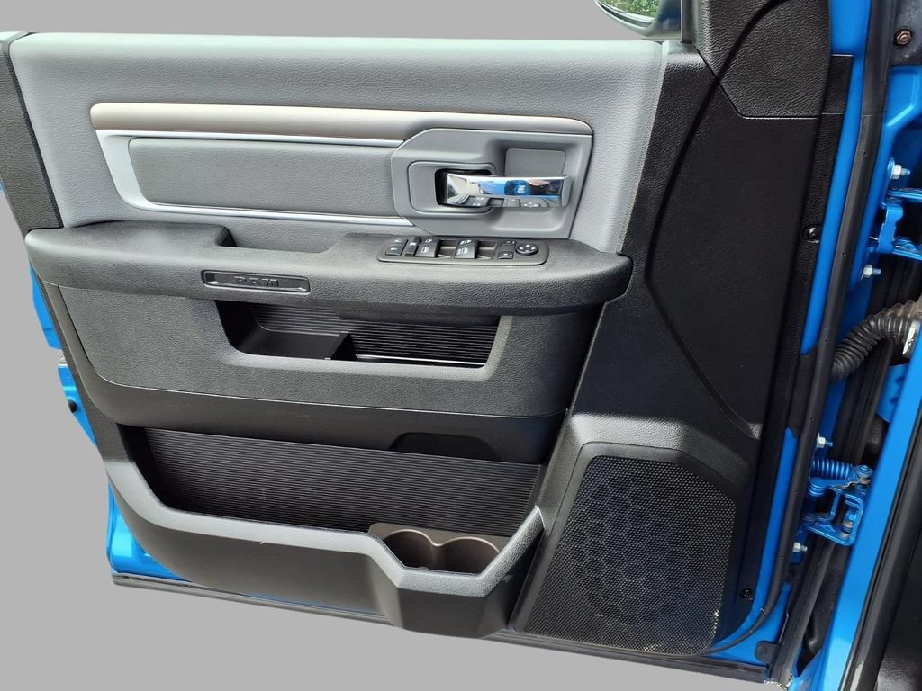 Used 2024 RAM 1500 Classic SLT AWD/4WD image 17