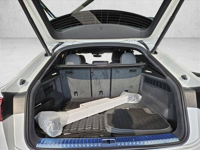 New 2027 Audi Q8 Premium Plus AWD/4WD image 24