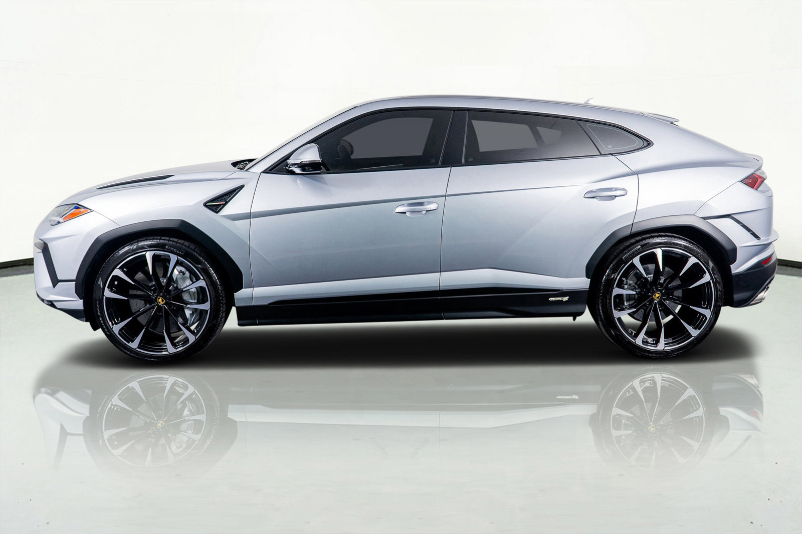 Used 2024 Lamborghini Urus S image 14
