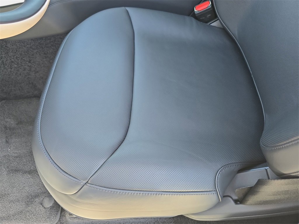 New 2026 Land Rover Range Rover SV image 30