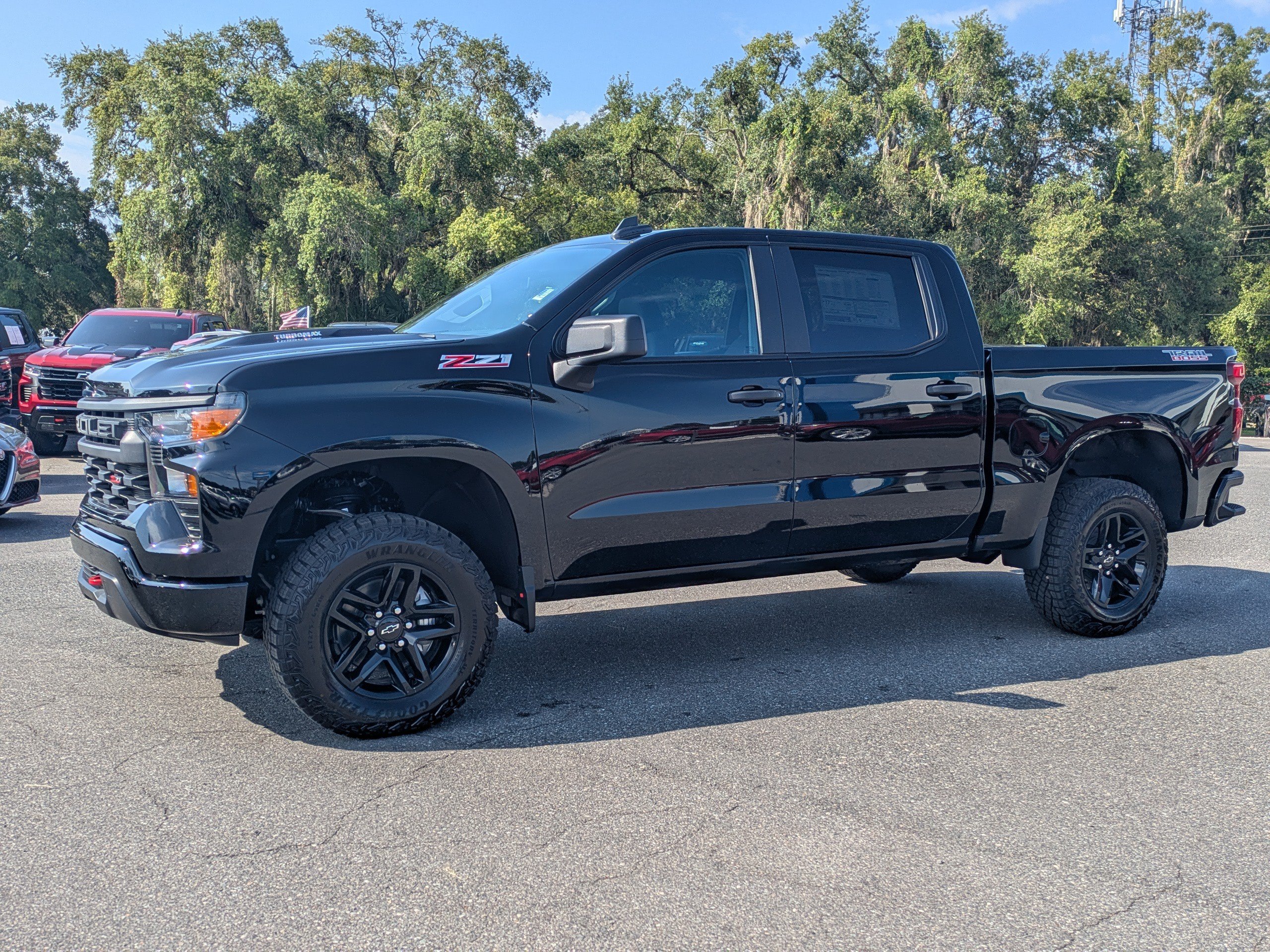 New 2026 Chevrolet Silverado 1500 Custom Trail Boss AWD/4WD image 7