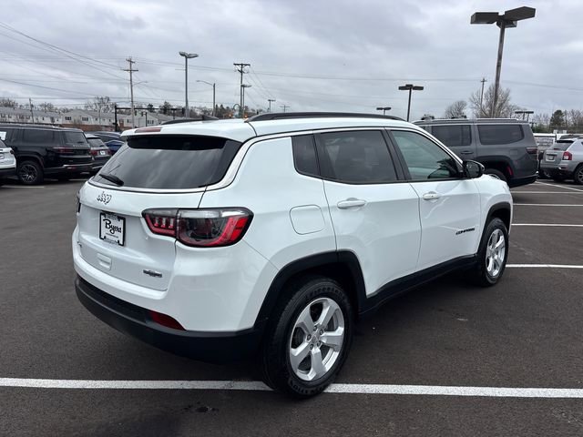 Used 2022 Jeep Compass Latitude w/ Convenience Group image 32