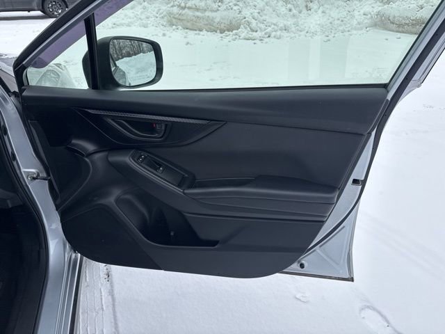 Used 2020 Subaru Crosstrek 2.0i Premium image 13