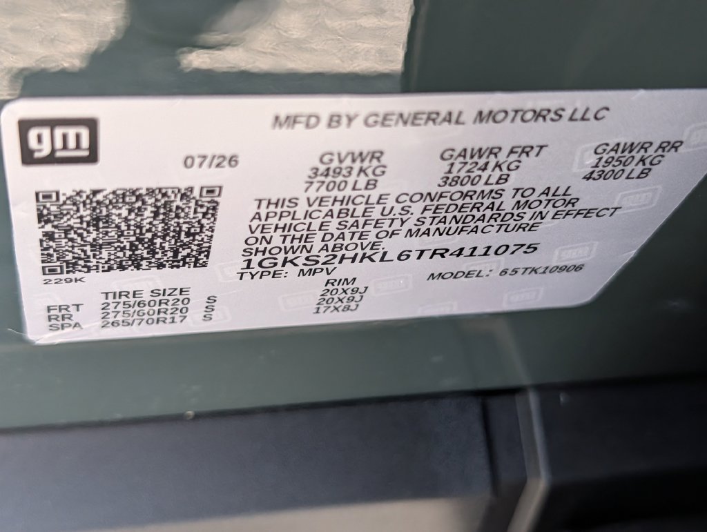 New 2026 GMC Yukon XL AT4 w/ AT4 Premium Plus Package AWD/4WD image 39