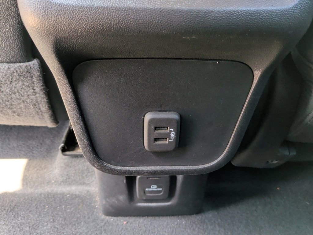 Used 2023 GMC Terrain AT4 image 37