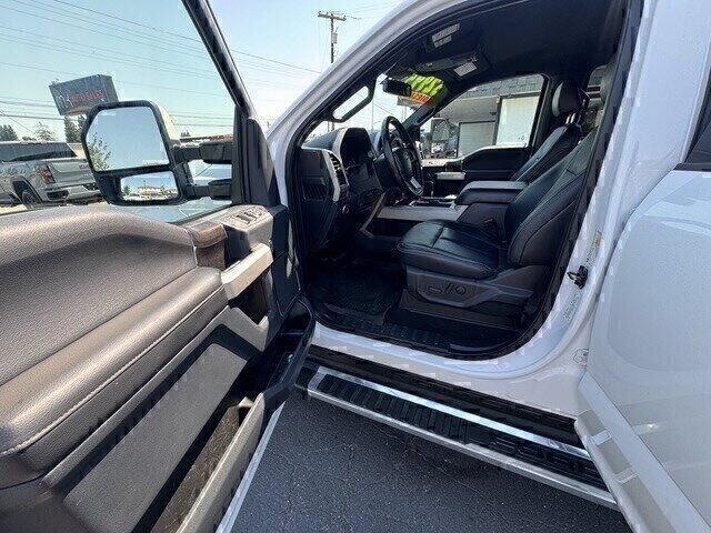 Used 2022 Ford F250 Lariat AWD/4WD image 9