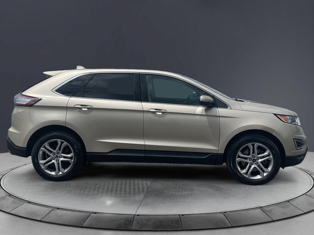Used 2017 Ford Edge Titanium w/ Equipment Group 301A AWD/4WD image 6