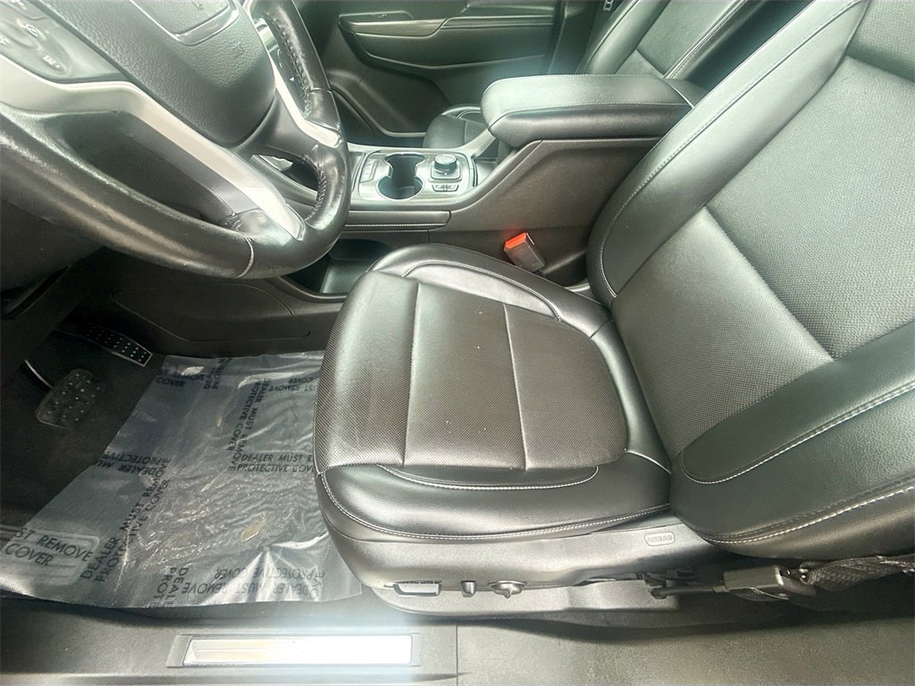 Used 2022 GMC Acadia SLT image 20