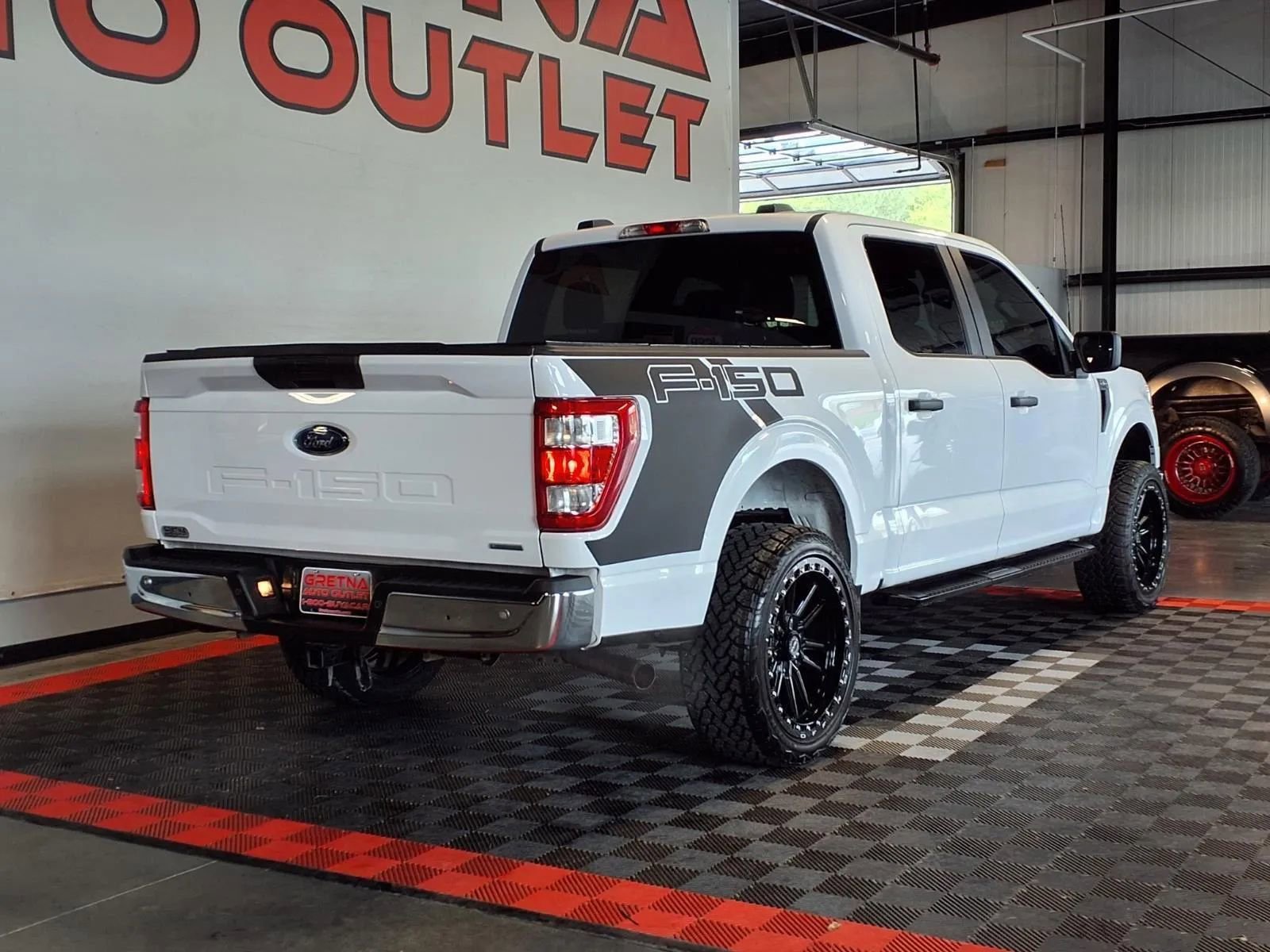Used 2022 Ford F150 XL w/ Equipment Group 101A High AWD/4WD image 7