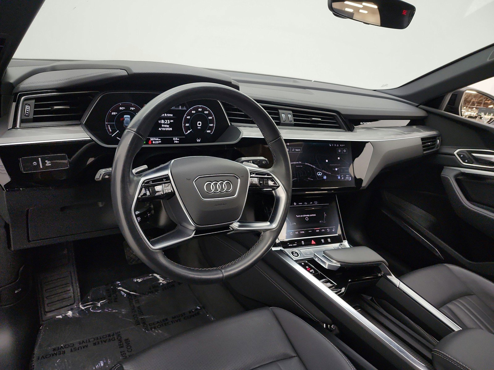 Used 2023 Audi e-tron Premium Plus w/ Premium Plus Package AWD/4WD image 9